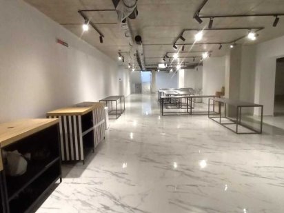 Здається комерційне приміщення на вул. Івасюка, площа 300 кв.м Ивано-Франковск