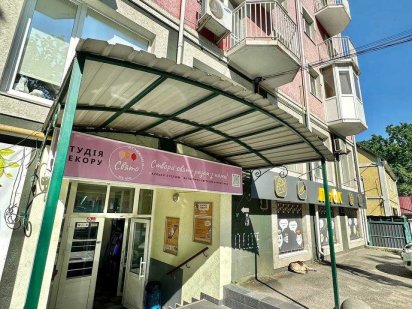 Оренда фасадного приміщення по вул. Університетська. З ремонтом Ірпінь