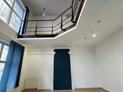 Окреме приміщення по Січовий Стрільців Івано-Франківськ