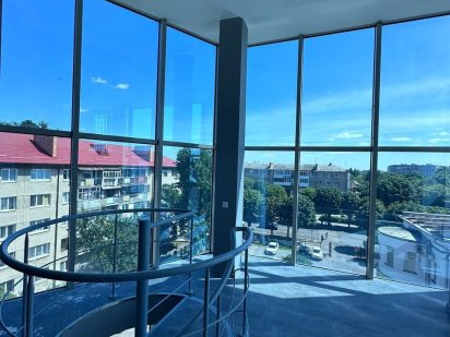 Оренда комерційного приміщення на проспекті Перемоги! Луцьк