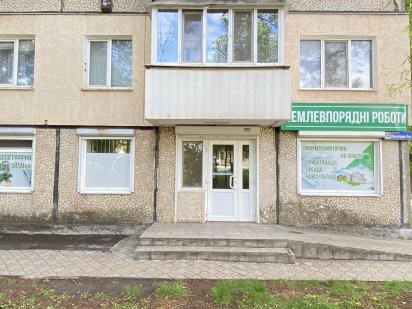 Помещение в аренду с ремонтом, 60 м.кв, фасад, 1 этаж, Юбилейная Кривий Ріг
