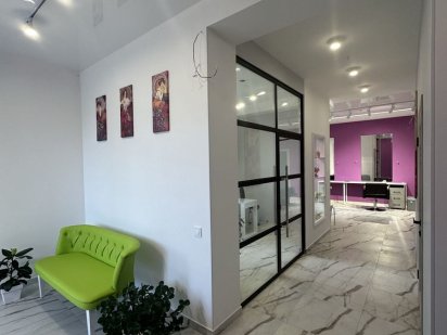 Оренда. Робоче місце перукаря Луцк