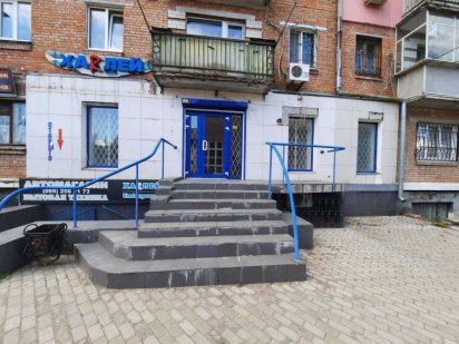 Аренда магазина на красной линии, проспект Трубников