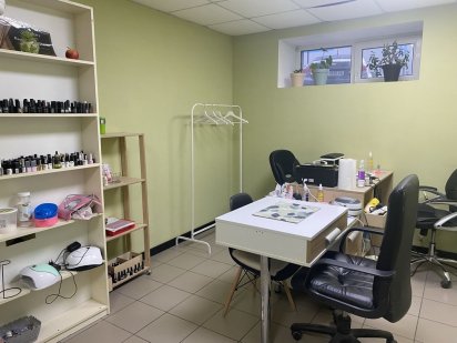 Аренда столу в салоні майстра манікюру ціна Договірна Ирпень