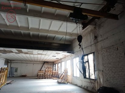 Оренда/складських, виробничих приміщень-300м2; 800м2 та адмін. будівля