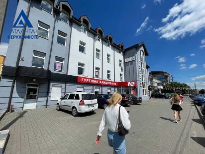 Оренда фасадного приміщення в районі Mojo Луцьк