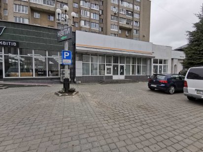 Оренда торговельно-офісного приміщення на Київському майдані! Луцьк