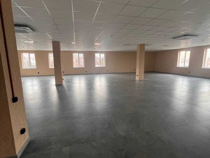 Оренда приміщення вільного призначенння (315 м.кв.) р-н Текстильника Рівне