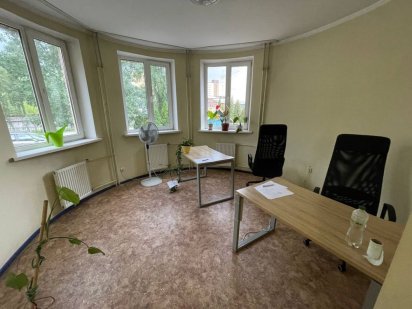 Офіс-коворкінг закритого типу біля мануфактури Суми