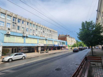 Сдам в центре 800 м²,нежилое помещение (РОБИНГУД) Небесной сотни 13 Полтава