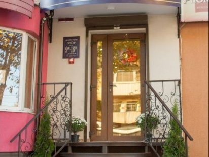 Здам в довготривалу оренду офісне приміщення! Проспект миру. Фасадне! Рівне