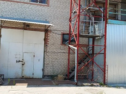 Сдаються складские помещения на базе по ул.Нефтянников. Херсон