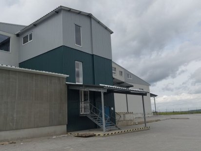 Оренда просторого приміщення з новим ремонтом Рівне