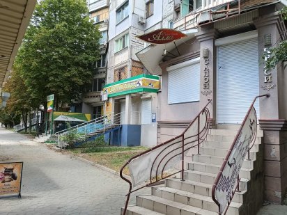 Сдам салон красоты с оборудованием на Таврическом по 200 лет Херсона. Херсон