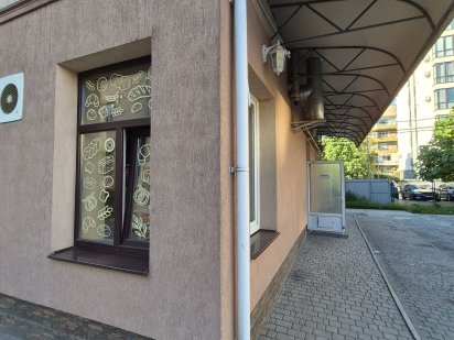 Здається в оренду приміщення для ведення виробничої діяльності Ужгород