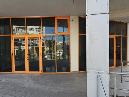 Оренда Героїв Майдану 43в Черновцы