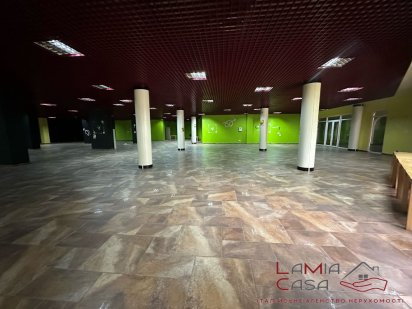 Оренда великого магазину. ТРЦ Черновцы