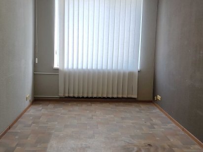 оренда офісу 18м2 за 20хв до центрального базару Черкаси