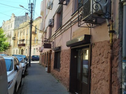 Оренда офісу Українська 8 фасад Черновцы