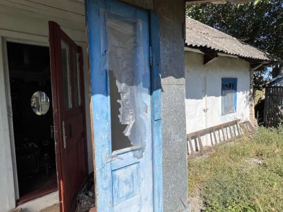 Сдам в аренду под жылье или  производство участок с хоз постройками Чернігів