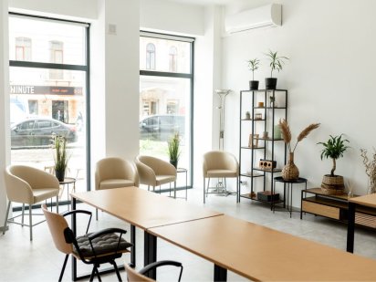 Оренда приміщення. Світло не вимикають Ужгород