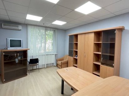 Оренда офісів з меблями Ужгород