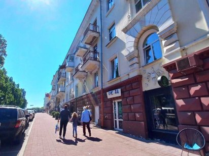 Здам приміщення в центрі міста -  перша лінія  пр.Миру , червона площа Чернигов