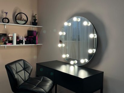 Оренда місця для бровіста візажиста. Центр . Любава. Світло 24/7. Черкаси