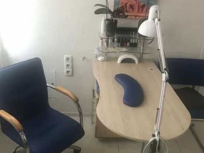 Робоче місце майстра манікюру,педикюру(площа 700-річчя) Черкаси