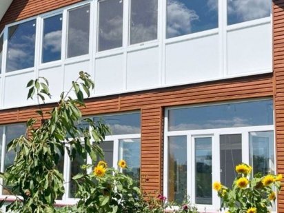 Будинок подобово біля озера