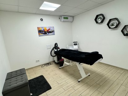 Здам кабінет на 15 днів без відключень! По проспекту