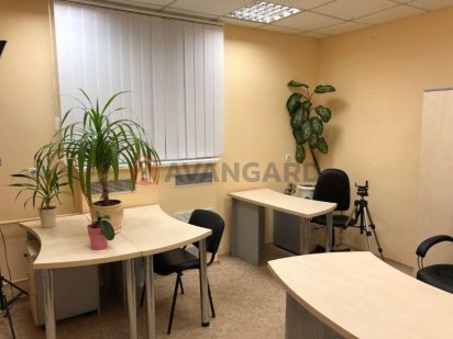 ЗДАМ В ОРЕНДУ нежитлове приміщення на вул. Патріотична, 60