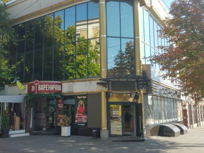 Комерцiйна  оренда примiщень в торгiвельному центрi Кропивницький