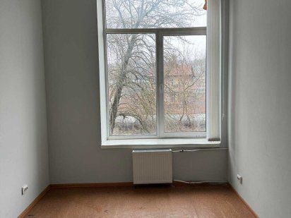 Оренда офісу 13м2 та 14м2 вул. Лілії Лобанової, 3-А (Жилянська) Центр Киев