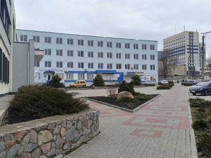 Оренда приміщення на червоній лінії Кропивницкий