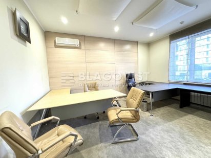 Оренда Офіс Приміщення 150 кв.м. вул. Князів Острозьких 46/2 Киев