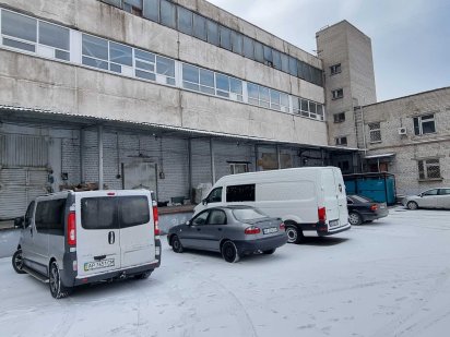 Здаються в оренду склади в центрі Запоріжжя, вул. Вишнева, 42