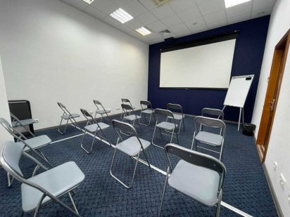 Посуточно конференц-зал (15 чел.). Удобная локация - м. Олимпийская Київ