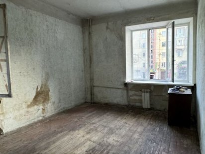 Сдам 3х комнатную квартиру 81 квМ на металлургов по проспекту.