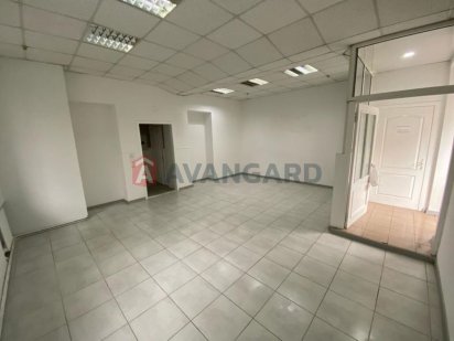 Оренда комерційного район театру Магара