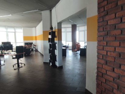 400 кв.м  центр. Шикарный OPEN SPACE+ 2 кабинета! Р-н ТЦ Украина