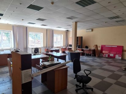 Оренда офісу можливо з меблями. 360 кв.м. вул.Декабристів.Від власника Миколаїв