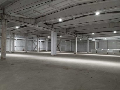 Сдам склад  3800 м2 под ваш бизнес  ул. Ударников 27 ( Комбайновый) Дніпро