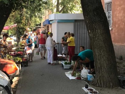 Аренда. Киоск на бойкой аллейке Николаев