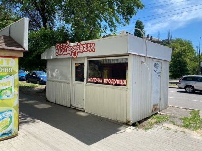 Пр.Центральный павильон возле Эвиса 15м 8000грн Миколаїв