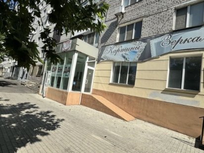 Пр.Центральный/8-го Марта фасадное помещение 200м 50000грн Миколаїв