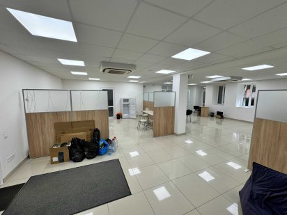 Центр Велика Морська приміщення 153 кв.м. ремонт ціна 250 грн/кв.м. Николаев