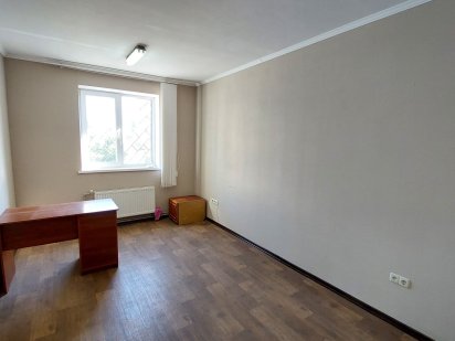 Аренда Офис 17 м.кв. Центр города закрытая территория доступ 24/7 Миколаїв