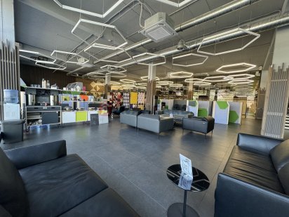 Здам офіс в центральній частині міста 700м Дніпро