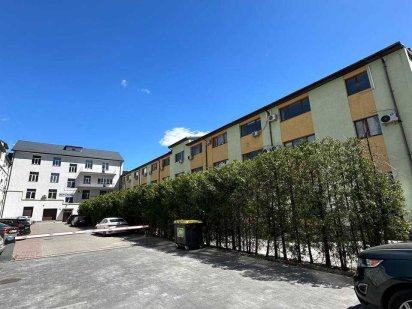 Оренда офісних приміщень  в офісному центрі на вул. Антоновича. Львов